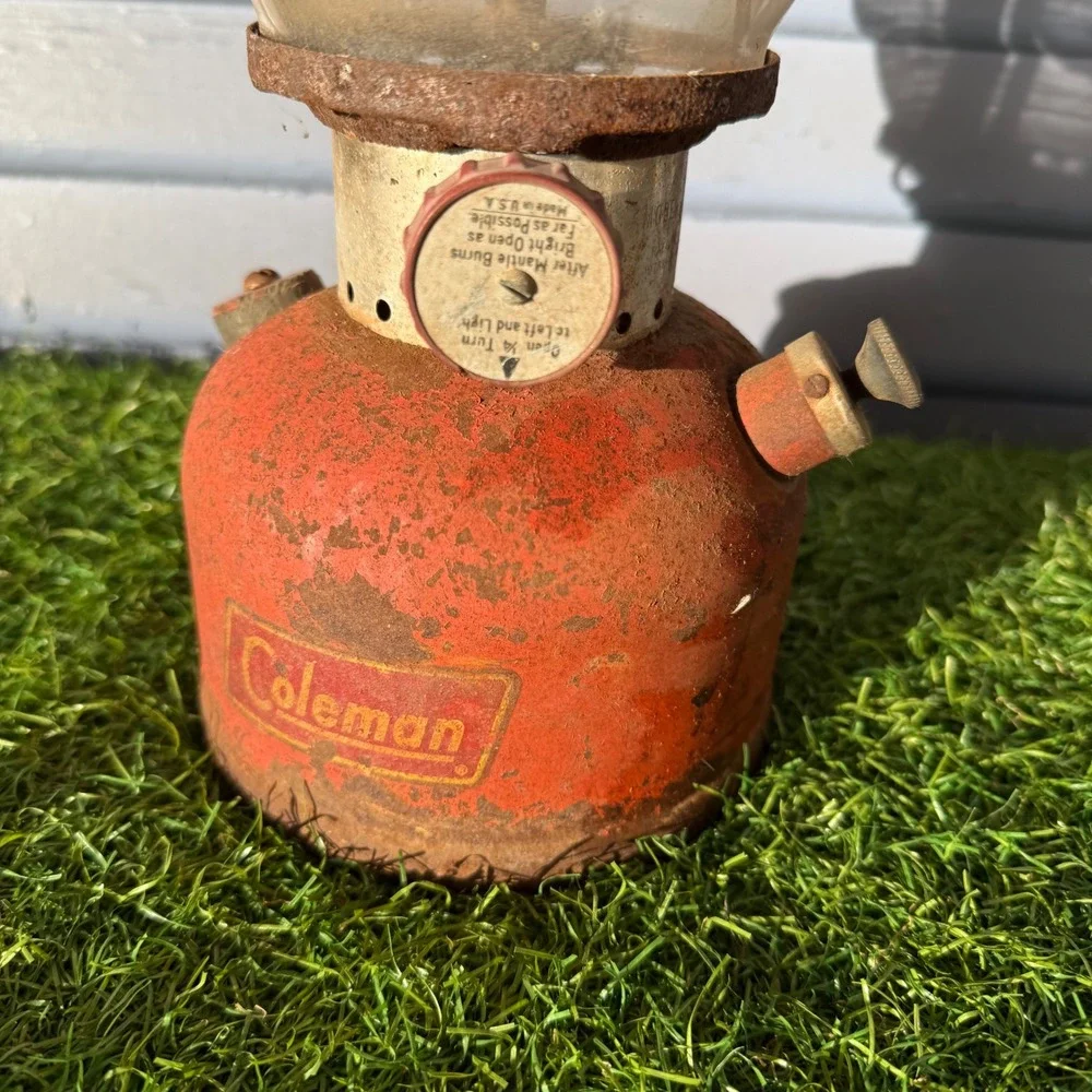 Vtg 1968 Red Coleman Lantern‎ Model 200A Single Mantle Outdoor Camping Untested